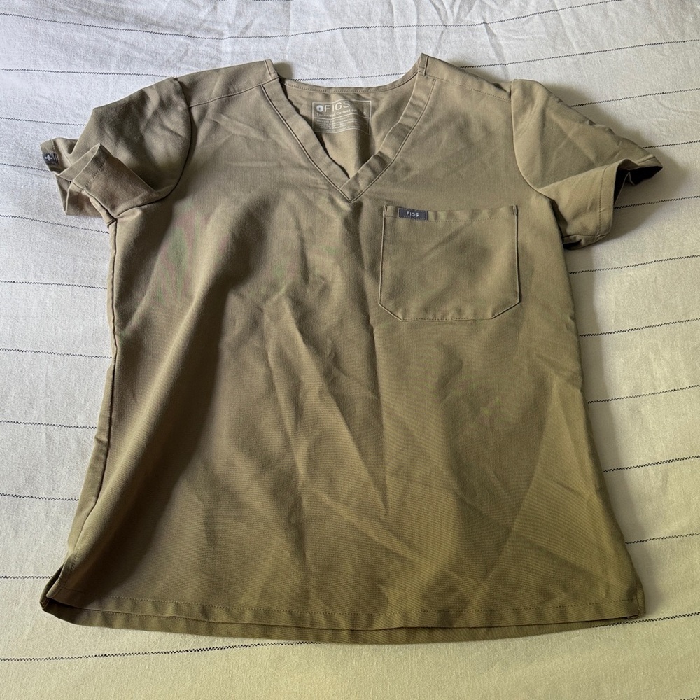 Figs Catarina one pocket Tan V-Neck Top